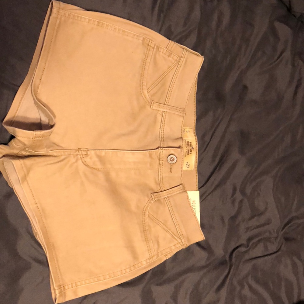 Tan hollister shorts